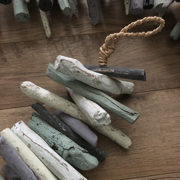 Handmade Drift Wood and Rope Garland - Picture 3 of 10